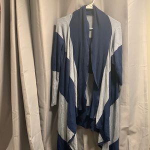 Large light and dark blue shall